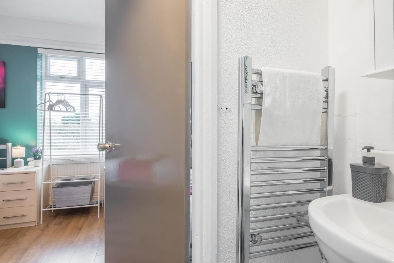 Private Room 6 With Kitchenette By Cb Stays No Minimum Stays 캠브리지 외부 사진